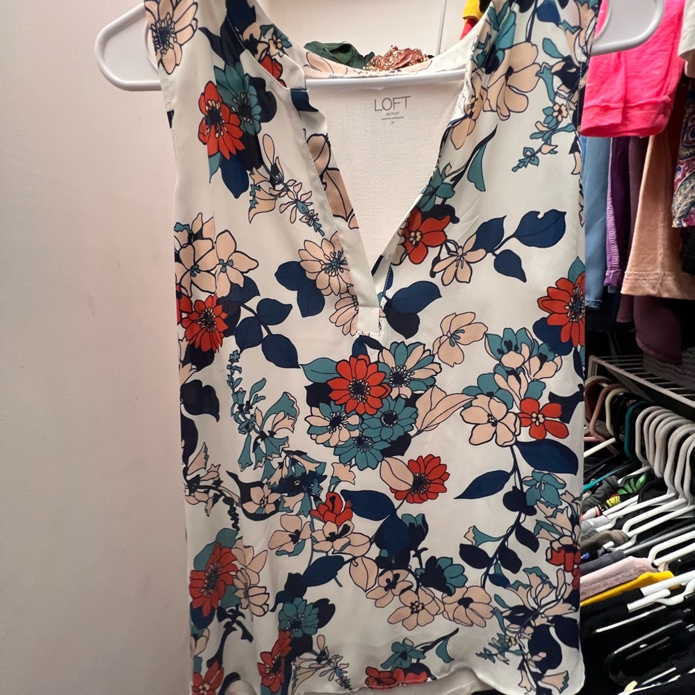Loft tank top